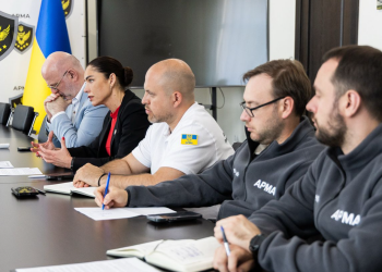 АРМА, Олена Дума, Павло Великоречанін