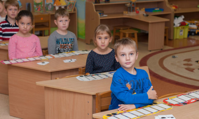 Чи варто переплачувати? Навіщо платити за приватний дитячий садок у Києві