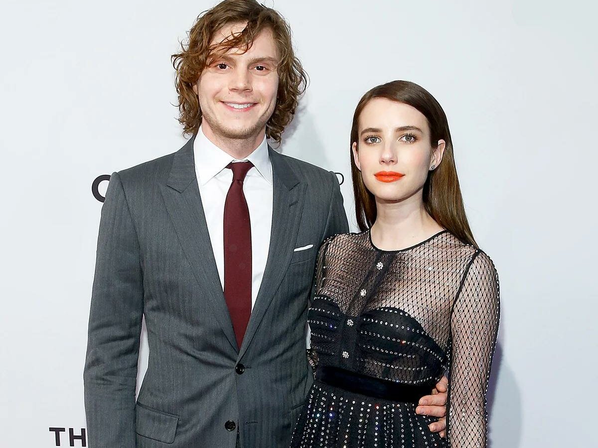 Ұзын және жуан балапандар порно Қыз жыныстық қатынастан оргазмды сезінді