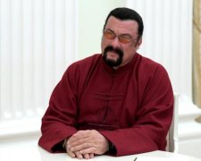 Стівен Сігал стане придворним трубачем Путіна