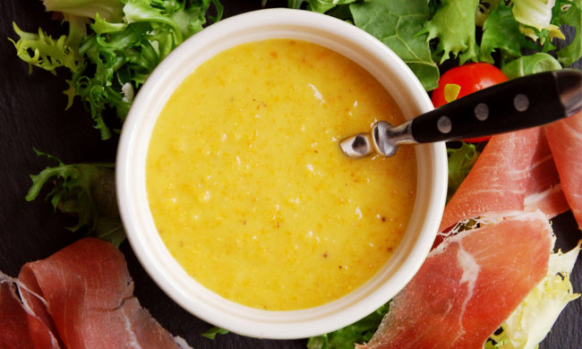 Рецепт ягідного соусу з цитрусовими: пікантний смак для ваших страв