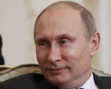 Російські ЗМІ сполошились: Путін зник