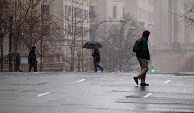 Сьогодні в Україні буде прохолодно та дощитиме
