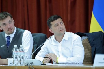 Головне за ніч: приватизація ПриватБанку від Зеленського, екологічне лихо на українському курорті та істерика Супрун через призначення у Кабміні