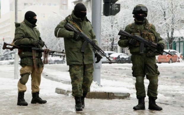 Как в КНДР: пророссийские боевики закрыли села на замок
