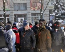 Двох азербайджанців-тітушек посадили за злочини на Майдані