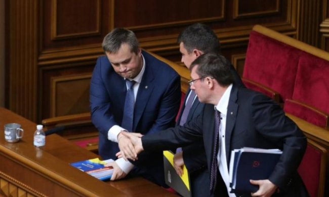 Видела во сне белые носочки: как гадалка рассказала о взятке для Холодницкого