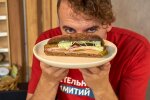 Клопотенко поділився простим рецептом бутерброда до новорічних фільмів: "Але у них гірше"