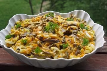 Салат "Вкуснючий" из сердечек, который вы приготовите не раз: к шашлыку подойдет идеально