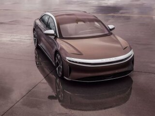 THE LUCID AIR