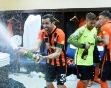 Шахтар став чемпіоном України: фото святкування
