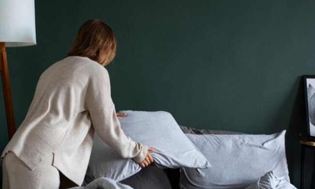 Ліжко / фото: Freepik