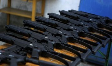Американський пенсіонер озброєний краще за армію Сомалі