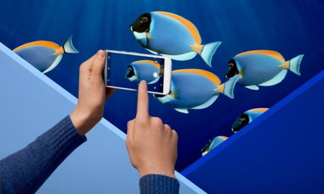 Motorola запатентувала смартфон-термінатор