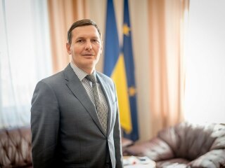 Єнін Євгеній Володимирович: досьє, біографія та декларація