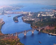 12 тонн сміття щодня викидає у Дніпро Бортницька станція
