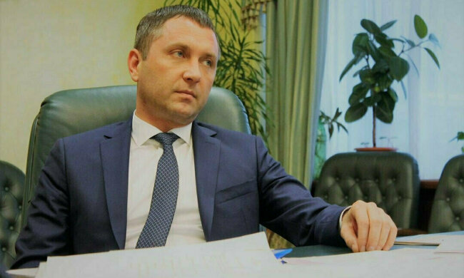 Юрия Лавренюка могут оставить в Мининфраструктуры: бизнес и общественность протестуют