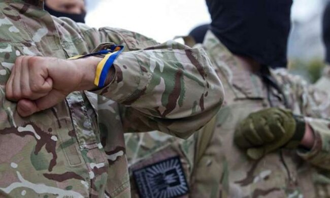 Украина впервые отмечает День добровольца