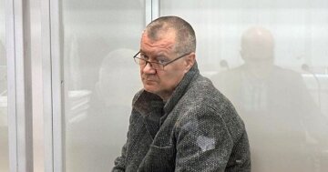 Дмитро Басов