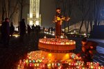 Вшанування жертв Голодомору в Києві, фото: Уніан
