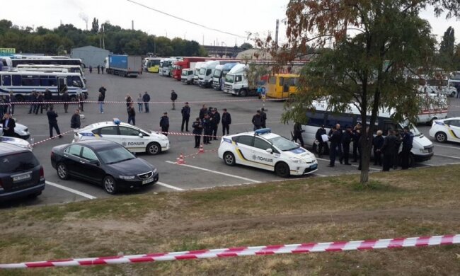 Водій розстріляв дніпровських копів (оновлено)