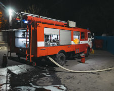 На Донбассе вспыхнула энергостанция, спасатели разрываются: первые детали катастрофы