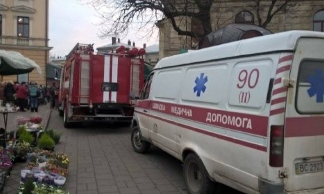 Во Львове заминировали два рынка