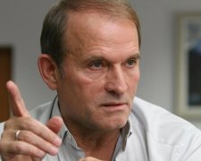 Соцсети о борьбе "НФ" с вампирами: всю эту чертовщину творят за наш счет!