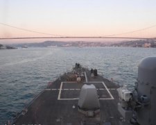 Американський есмінець зайшов в Чорне море