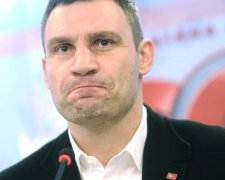 Стало відомо, чому Кличко вчепився зубами у місцеві ЗМІ