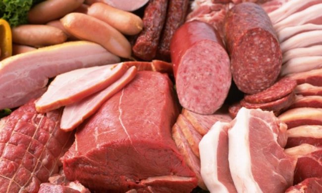 ВООЗ внесла оброблене м’ясо до списку канцерогенів