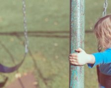 Тримають весь Збараж: матусі-гопниці влаштували дітям "школу життя"
