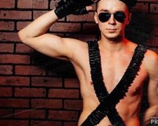 Российские учителя прислушались к Медведеву: проститутки, стриптизеры, взрывники