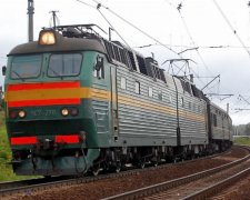 У Львові чоловік кинувся під поїзд