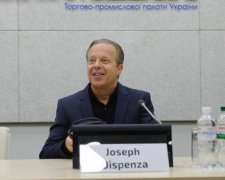 Украину впервые посетил всемирно известный нейробиолог доктор Джо Диспенза