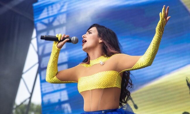 Анна Трінчер, фото з Instagram