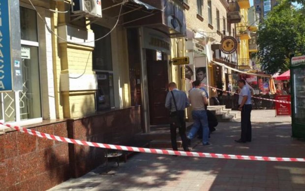 Семеро на одну: в Киеве опасная банда нападает на женщин
