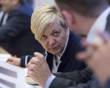 Янукович помешал Гонтаревой сотворить "экономическое чудо"
