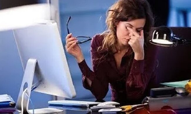 Уставшие глаза. Фото: youtube