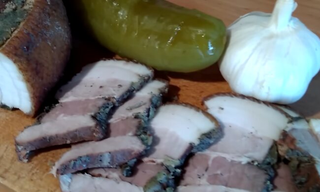 Сало не лише смачний продукт: корисні властивості улюбленого смаколика українців