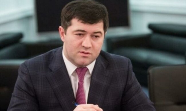 Насиров сфотографировался с "коллегами" по СИЗО