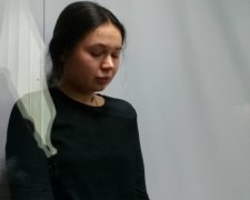 Убийца детей: активисты сожгли "Путина"