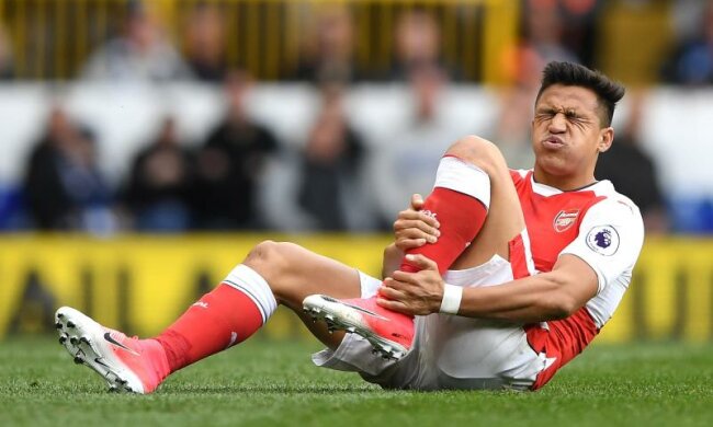 Зірковий форвард Арсеналу травмувався у таборі збірної Чилі