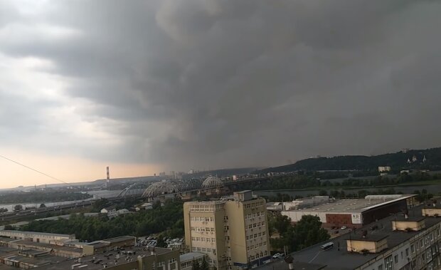 Погода в Україні, скріншот відео