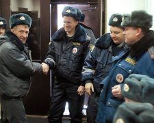 Російський коп спустив в казино речовий доказ
