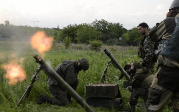 Бойовики знищують Луганщину: моторошні кадри