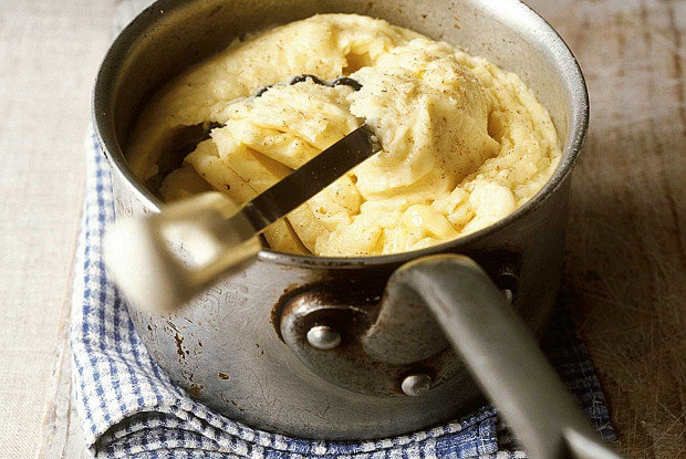 спробуйте і переконайтеся самі: рецепт ідеального картопляного пюре