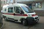 Ламав руки та кидав у смітник: журналістка ледь не поплатилась життям за доброту