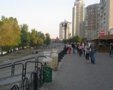 Политическая реклама на Оболони оскорбила киевлян