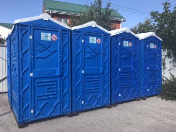 Біотуалети: фото з вільних джерел